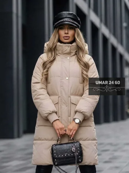 Женская утеплённая куртка — фото 1