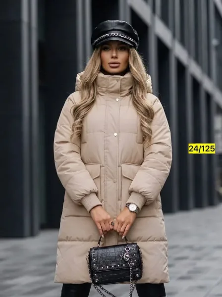 Женская утеплённая куртка — фото 7