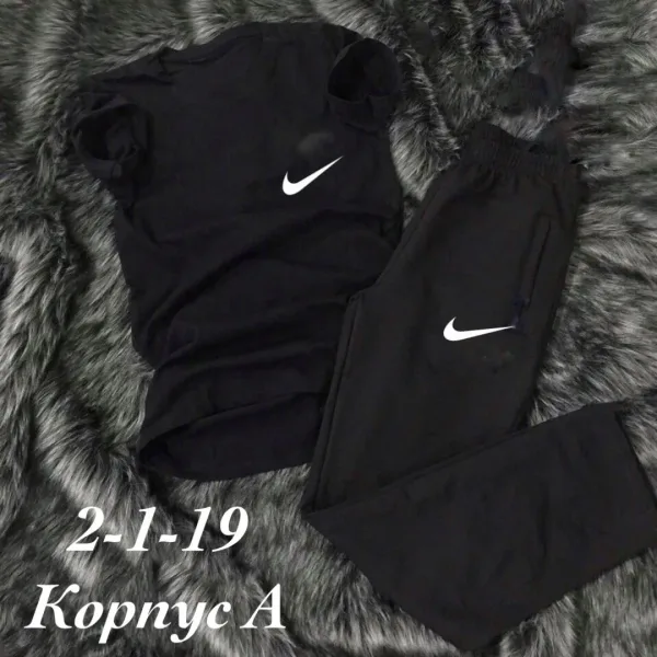 Спортивный костюм из хлопка — фото 9