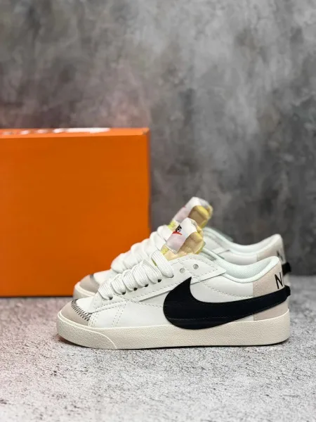 Кроссовки Nike Blazer LUXE в коробке — фото 12