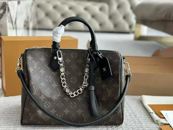 LOUISVUITTON сумка из канвы и натуральной кожи — фото 5