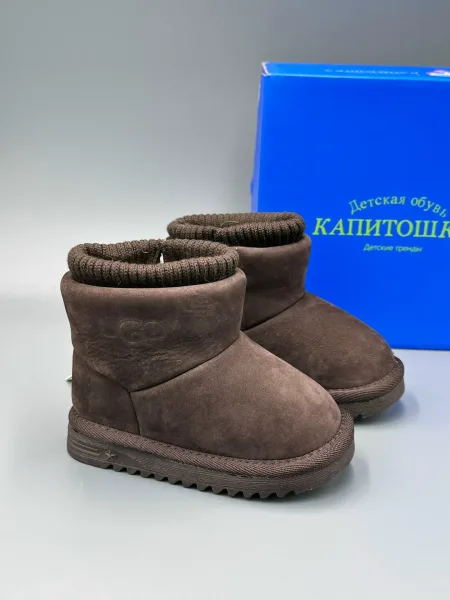 Зимние угги от бренда КАПИТОШКА с натуральным мехом внутри и кожаным верхом — фото 8