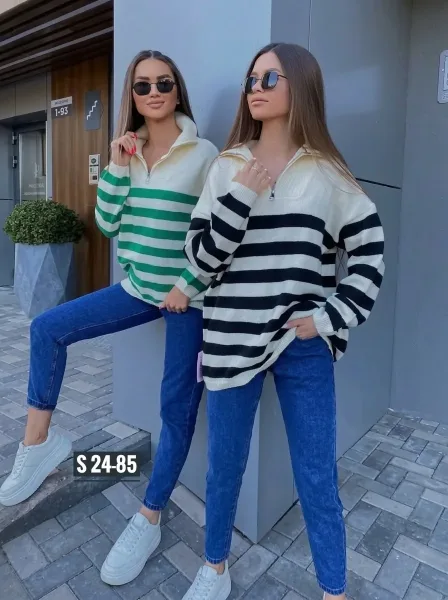 Свитер вязаный — фото 1