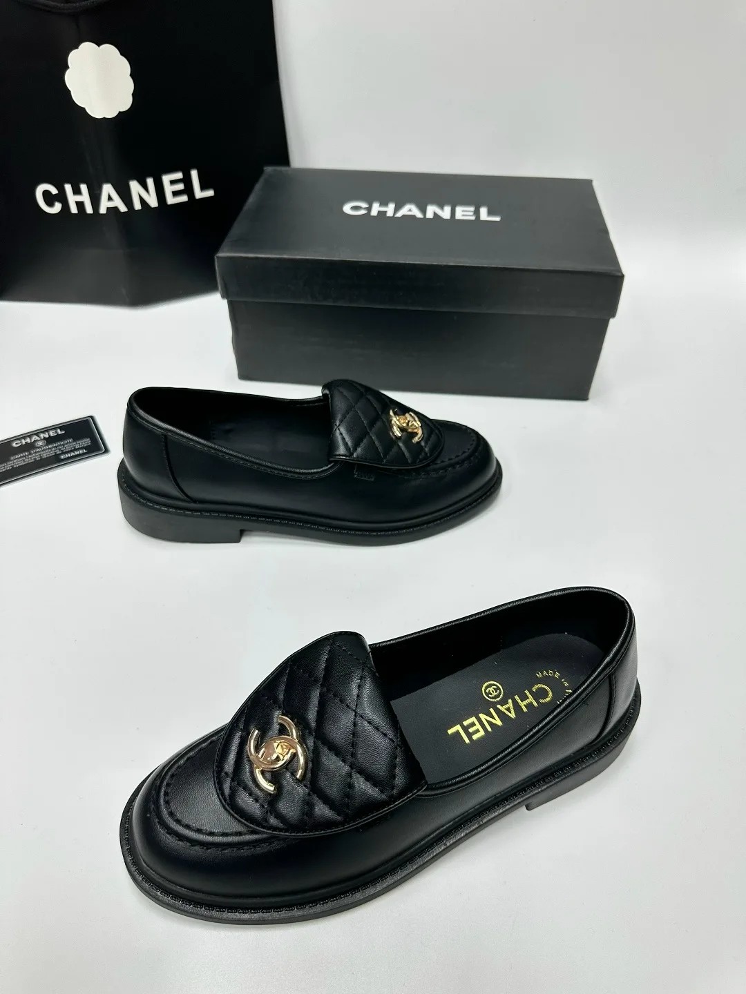 Туфли женские CHANEL, кожа — фото 3