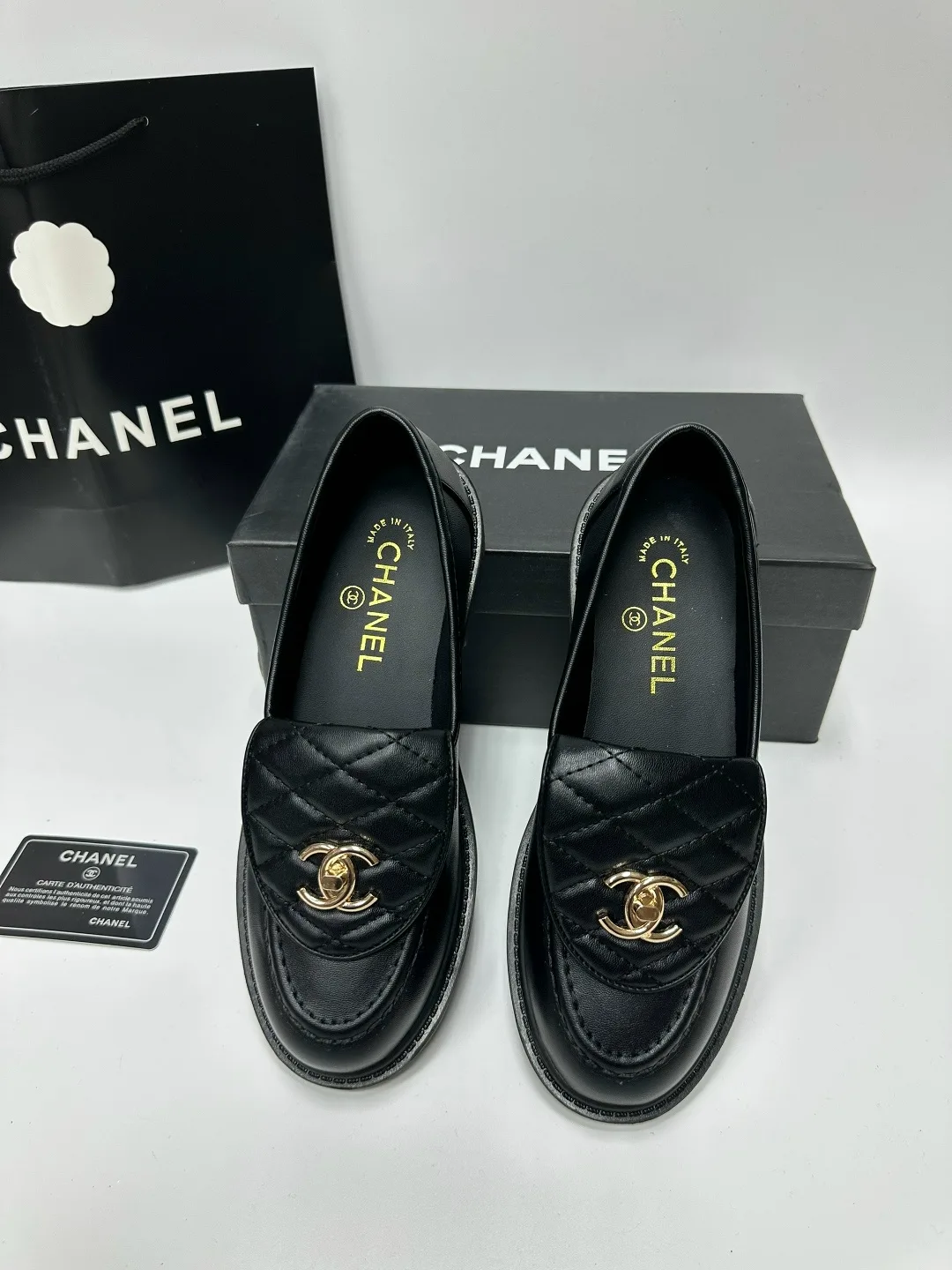 Туфли женские CHANEL, кожа — фото 4