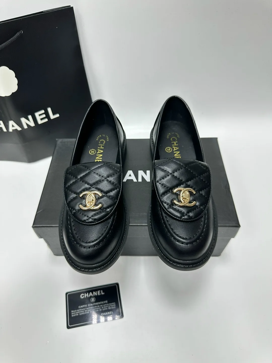 Туфли женские CHANEL, кожа — фото 5