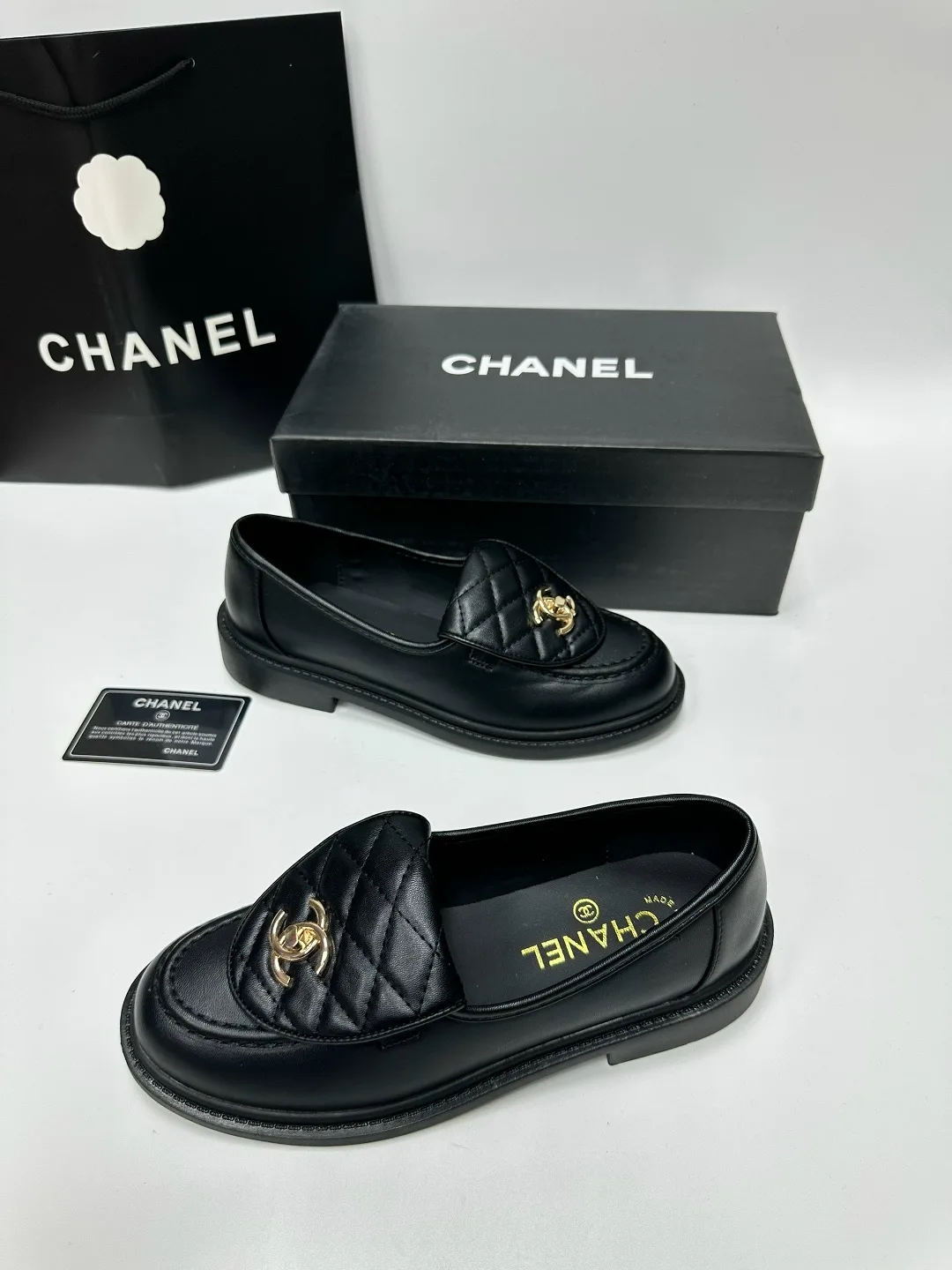 Туфли женские CHANEL, кожа — фото 6