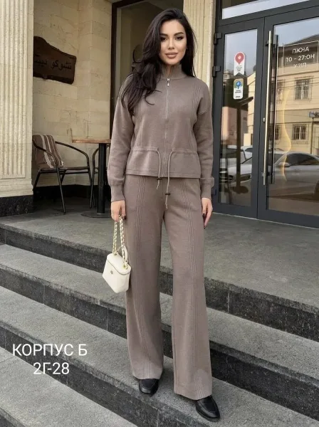 Повседневные костюмчики-двойки, которые разлетаются вмиг — фото 1
