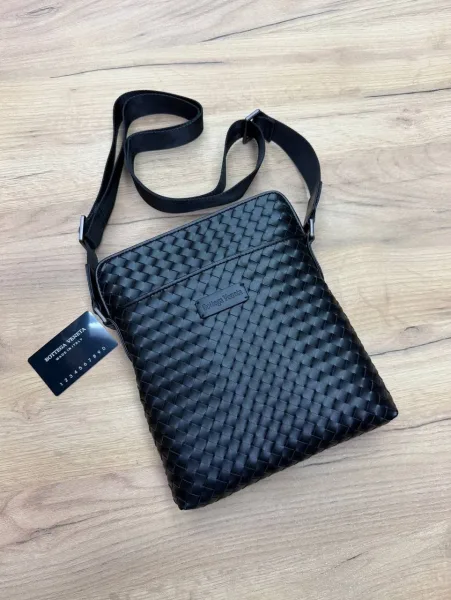 Bottega Veneta сумка из натуральной кожи — фото 1