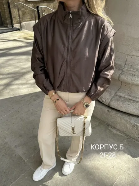 Коллекция роскошных женских бомбер с элегантно и женственно — фото 8