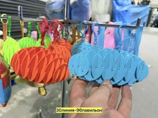 Антистресс, пластик, брелок в виде ананаса — фото 3