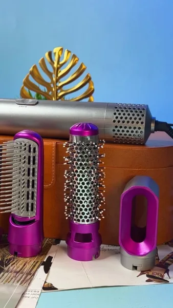 СТАЙЛЕР DYSON В ЧЕМОДАНЕ — фото 8
