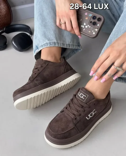 Зимние ботинки UGG ЛЮКС с натуральным мехом внутри — фото 1