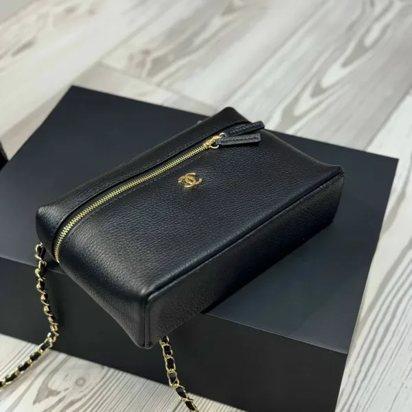 CHANEL Сумка из натуральной кожи — фото 4