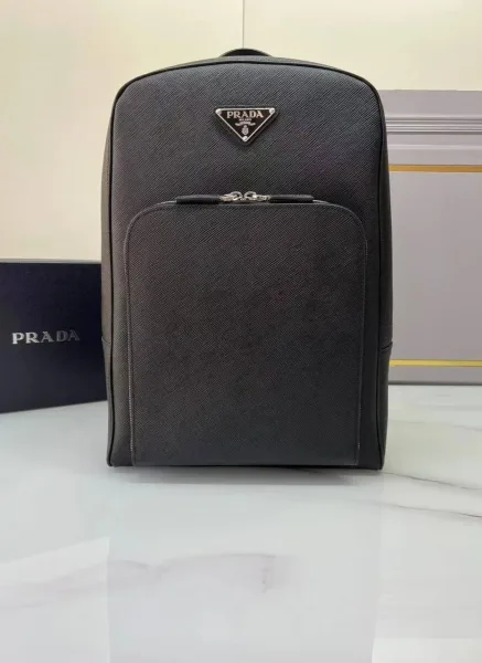 Prada Saffiano мужской рюкзак из фирменной кожи — фото 1