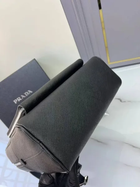 Prada Saffiano мужской рюкзак из фирменной кожи — фото 5