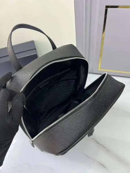 Prada Saffiano мужской рюкзак из фирменной кожи — фото 7