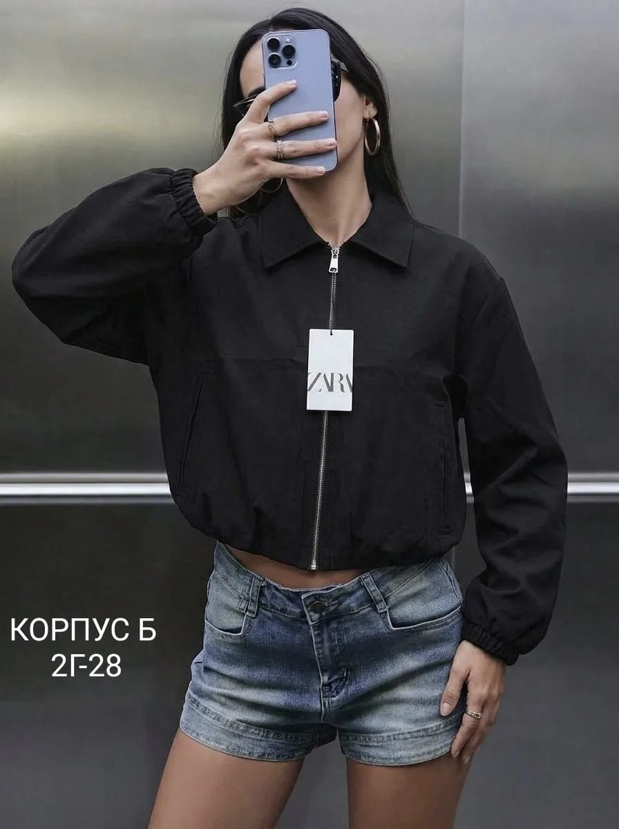 Бомбер от ZARA стиль и комфорт в каждом образе — фото 2