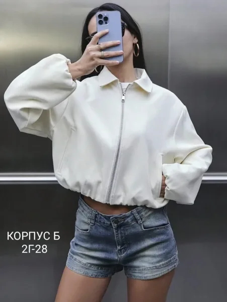 Бомбер от ZARA стиль и комфорт в каждом образе — фото 1