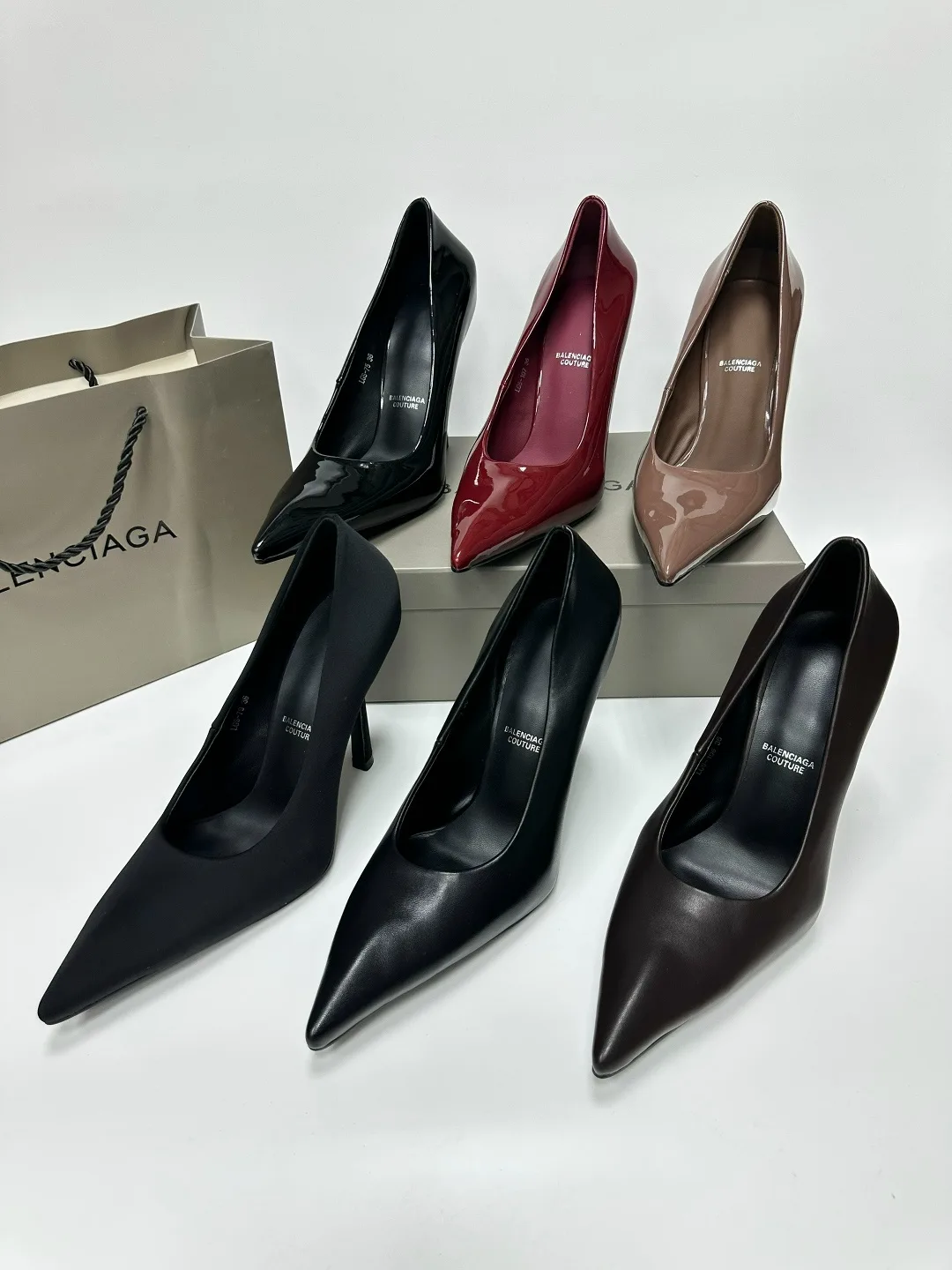Balenciaga - туфли из кожи и атласа — фото 1