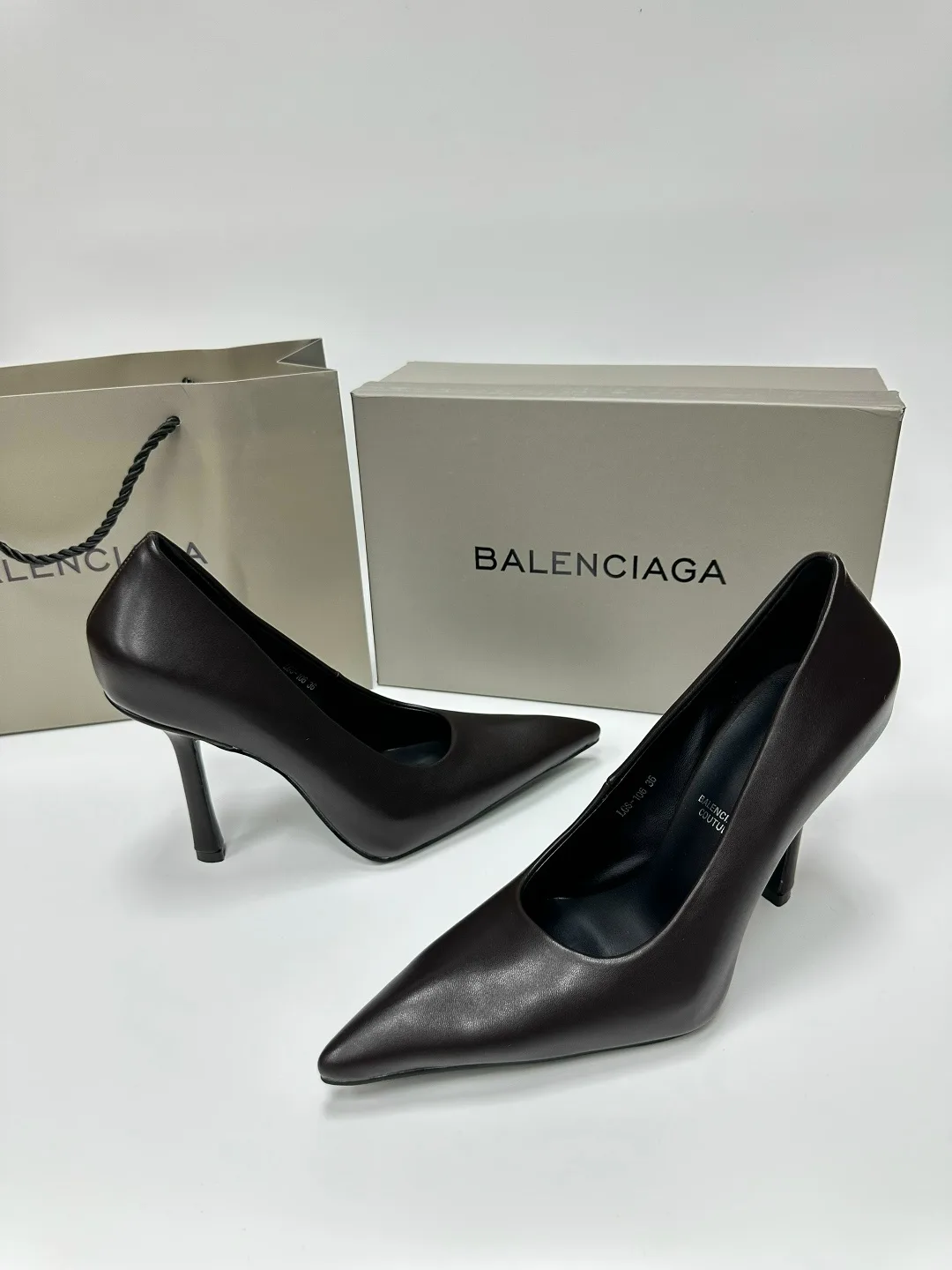Balenciaga - туфли из кожи и атласа — фото 5
