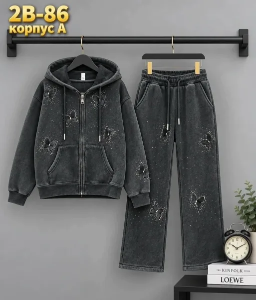 Костюм из ткани супер — фото 2