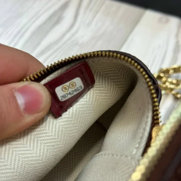 CHANEL Сумка из натуральной замши — фото 7