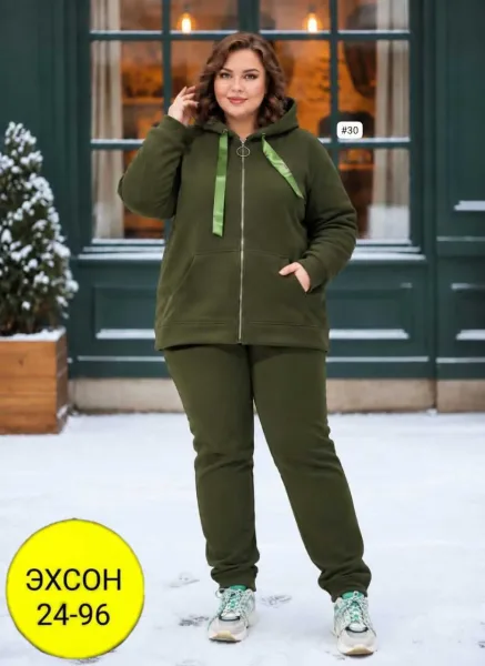 Женский спортивный костюм из плотного флиса — фото 1