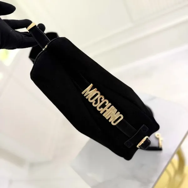 Сумка MOSCHINO из натуральной замши — фото 4