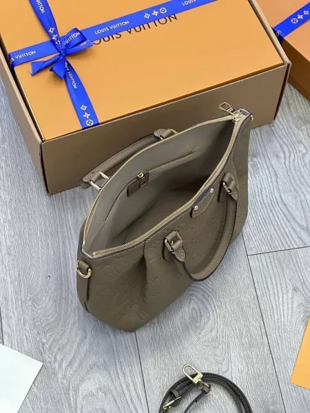LOUISVUITTON, сумка из натуральной кожи — фото 5