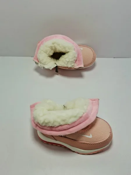 Дутики из натурального меха для зимнего сезона — фото 5