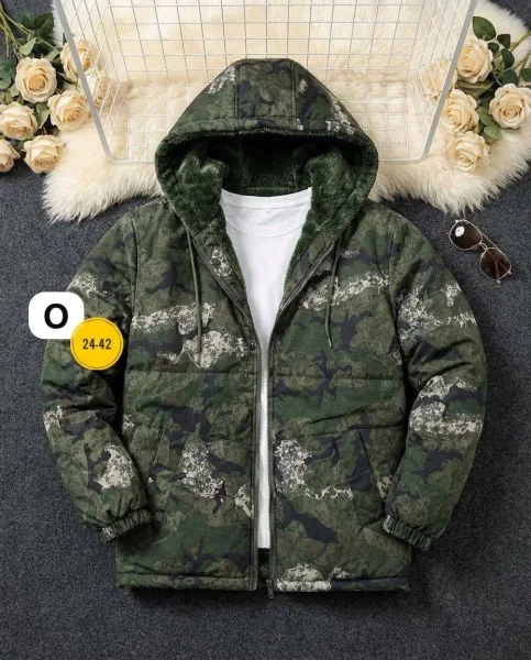 Мужская куртка с меховым воротником — фото 3
