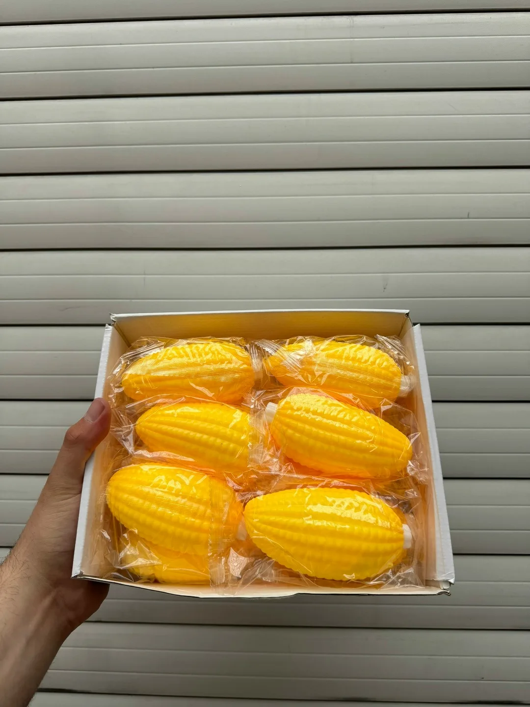 Игрушка-мячик в форме кукурузы из TPR — фото 1