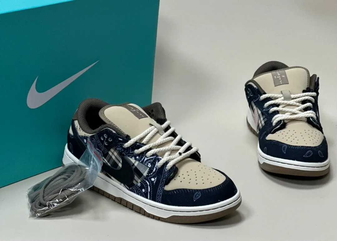 Кроссовки Travis Scott x Dunk SB Jackboys — фото 1