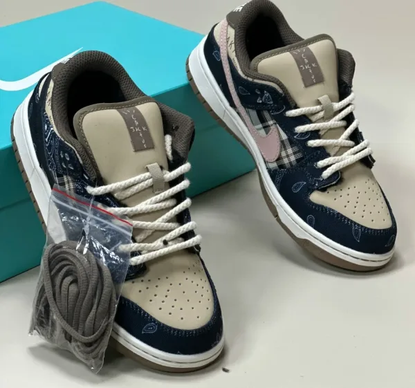 Кроссовки Travis Scott x Dunk SB Jackboys — фото 2