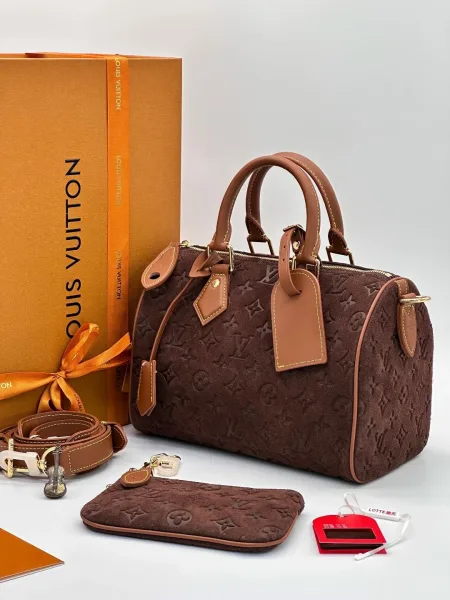 LOUISVUITTON, сумка из натуральной замши — фото 5