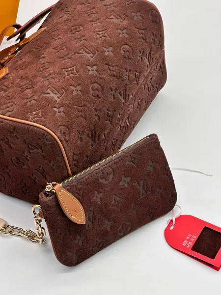 LOUISVUITTON, сумка из натуральной замши — фото 7