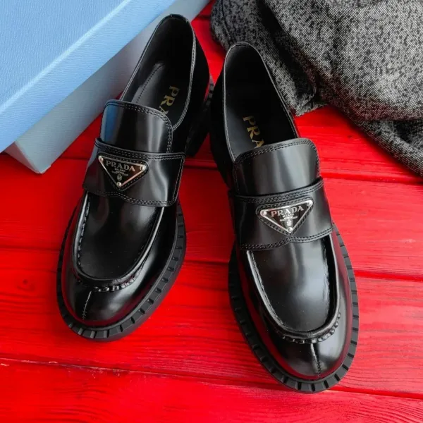 Пенни-лоферы Prada Brushed на массивной подошве — фото 4