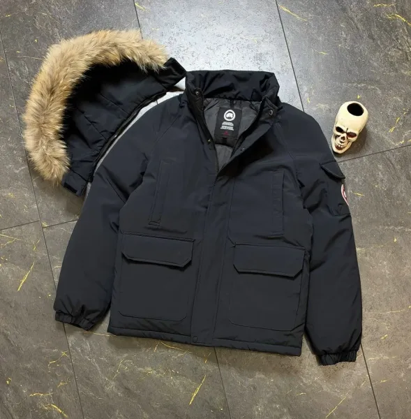 Зимняя куртка Canada Goose — фото 5