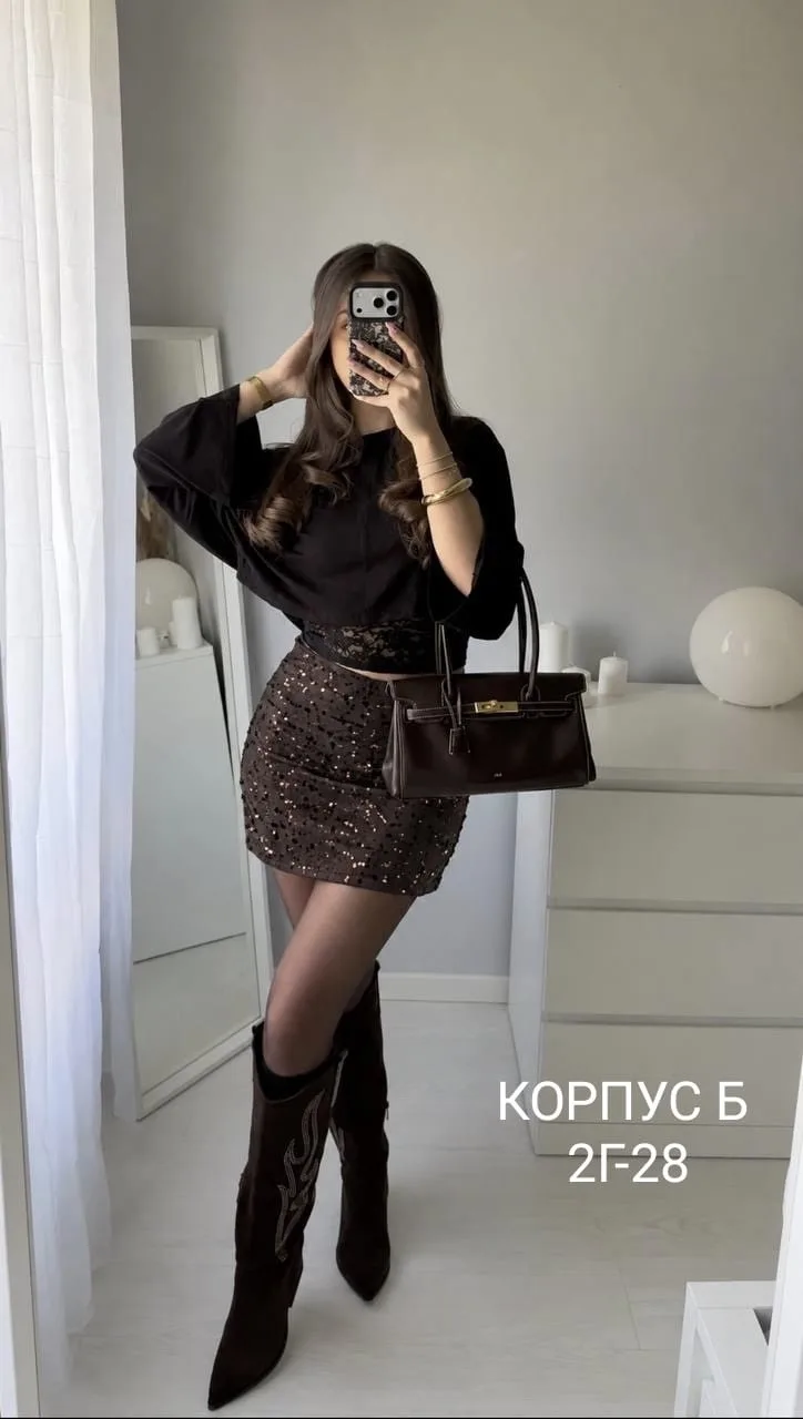 Юбка-корд из практичной ткани с лаконичным дизайном и комфортной посадкой — фото 2