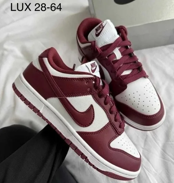 Nike Air женские кроссовки бордовые — фото 2