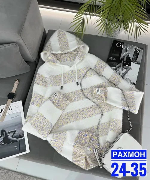 Свитер с капюшоном из смесовой ткани хлопок и полиэстер — фото 4
