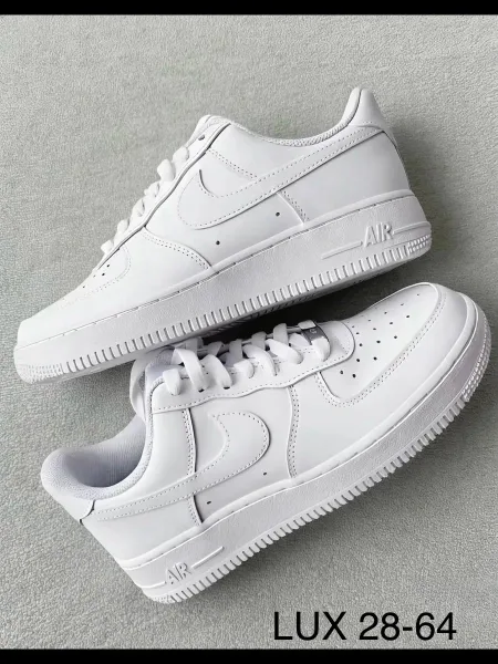 Кроссовки женские Nike Air Force — фото 4