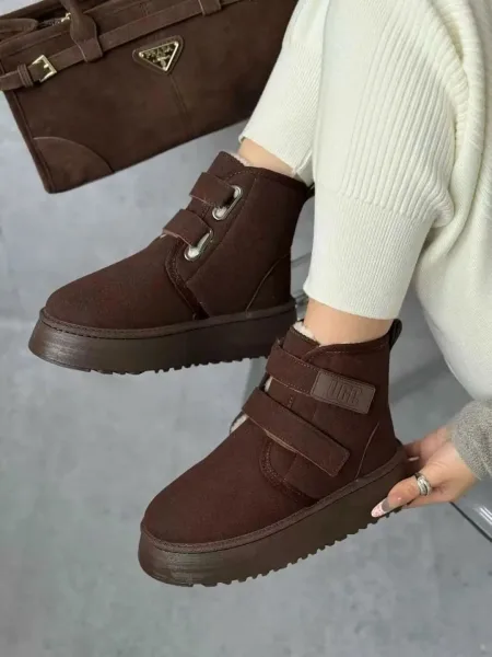 Зимние ботинки UGG на платформе из premium-материала — фото 6