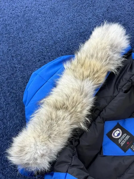 Canada Goose Expedition Kids детская пуховая парка — фото 4
