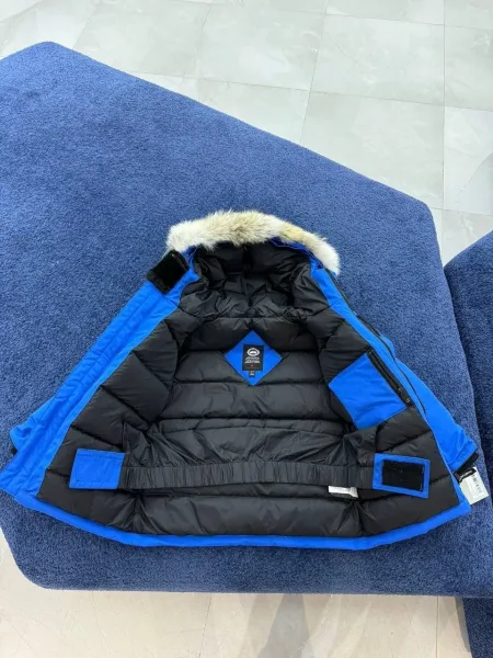 Canada Goose Expedition Kids детская пуховая парка — фото 8