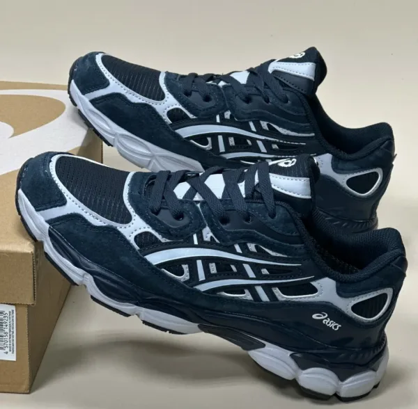 Мужские кроссовки ASICS термо 2026 — фото 14
