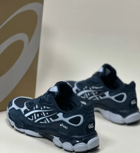 Мужские кроссовки ASICS термо 2026 — фото 12