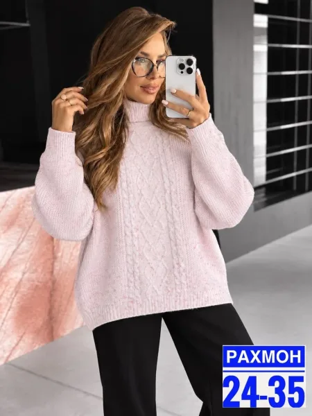 Вязаная водолазка с узором из кос — фото 4