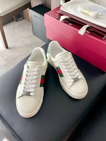 Женские кожаные кроссовки Gucci Ace — фото 2
